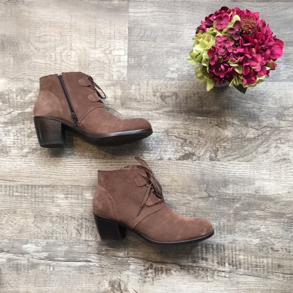 b.o.c. Shoes - {Born on Concept} Pearlina Short Brown Booties